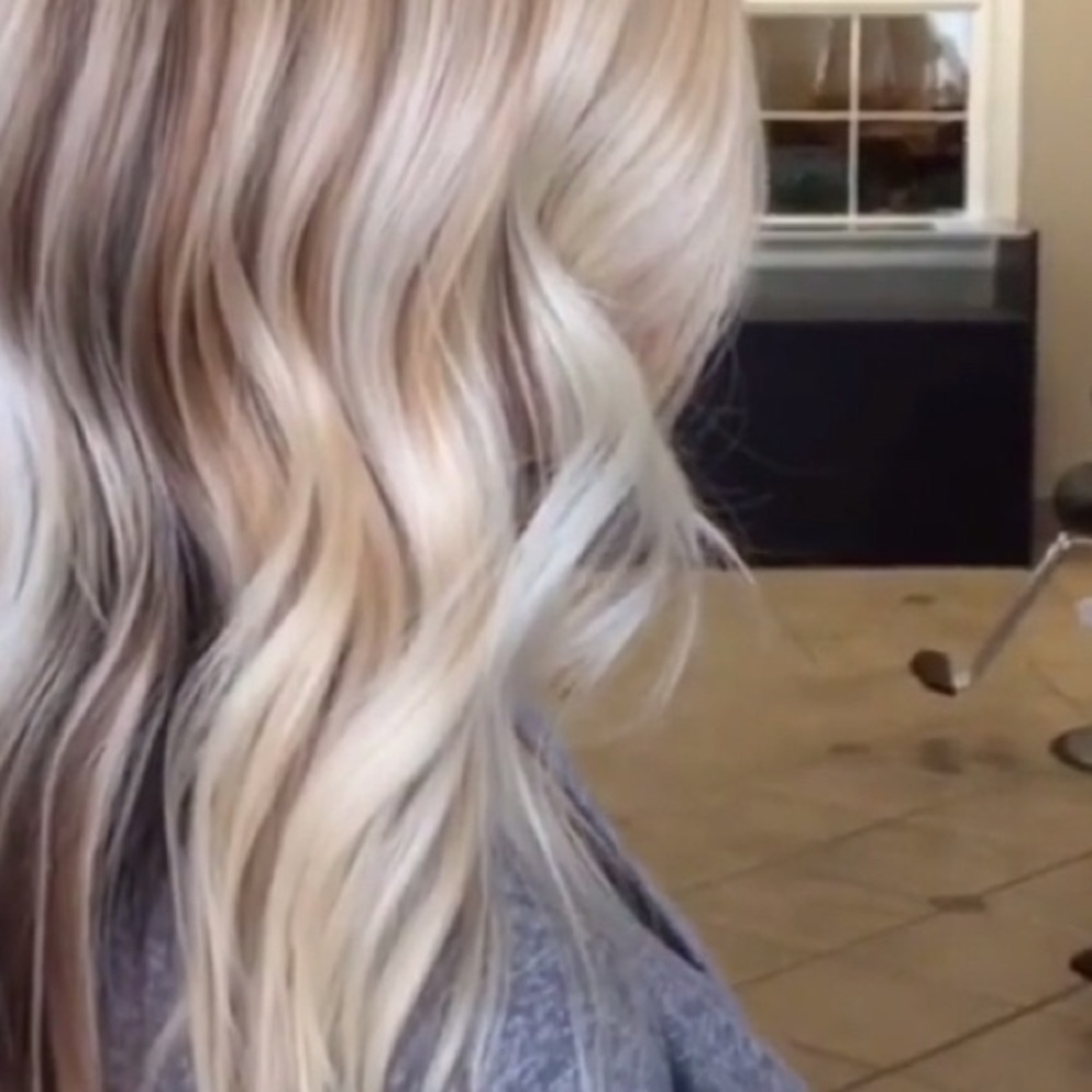 Meet your Posher, Danielle!